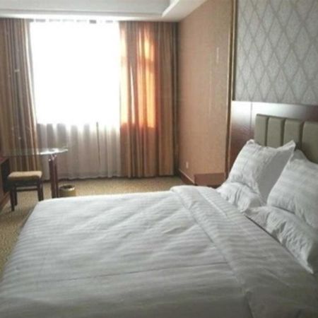 Kunlun Leju Business Hotel Pingdingshan Ruzhou City Экстерьер фото
